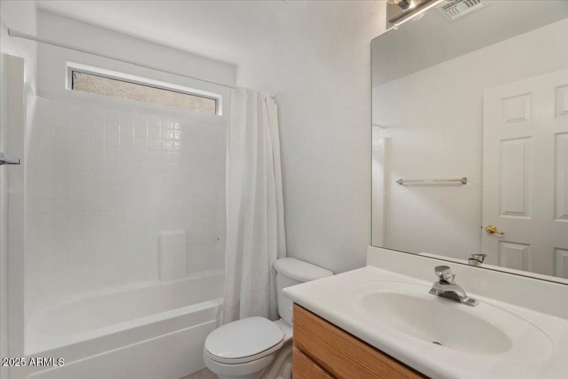 Downstairs Full bath