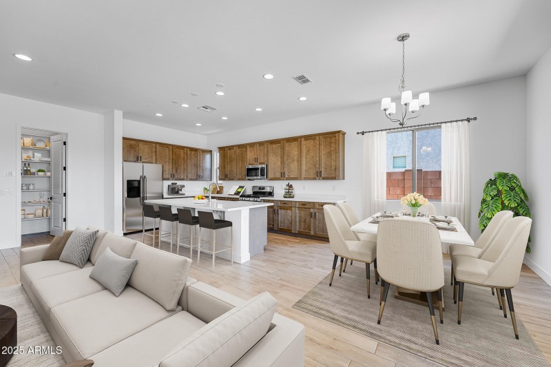 DINING TO KITCHEN_cc