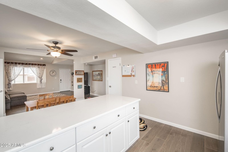 22-web-or-mls-557-s-visalia