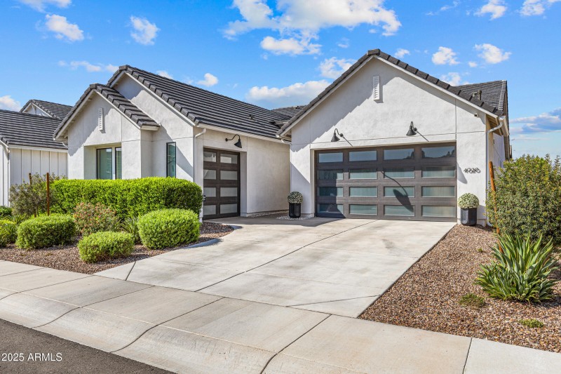 4030 W Serpentine Dr-2