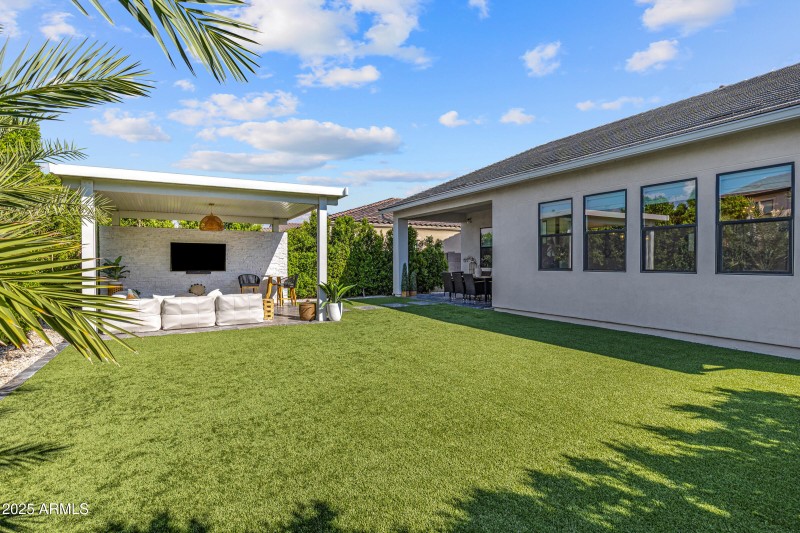 4030 W Serpentine Dr-36