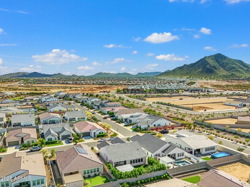 4030 W Serpentine Dr-53