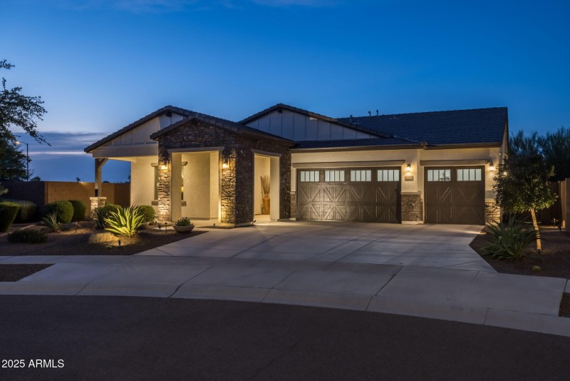 5-web-or-mls-2228 W Caldwell St, Phoenix