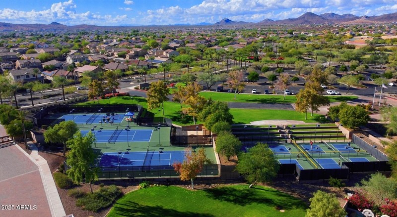 thumbnail_Community (9)