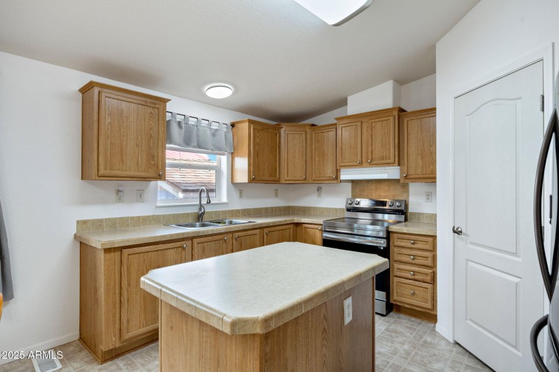 2879SunsetValleyDr-Taylor-AZ-10