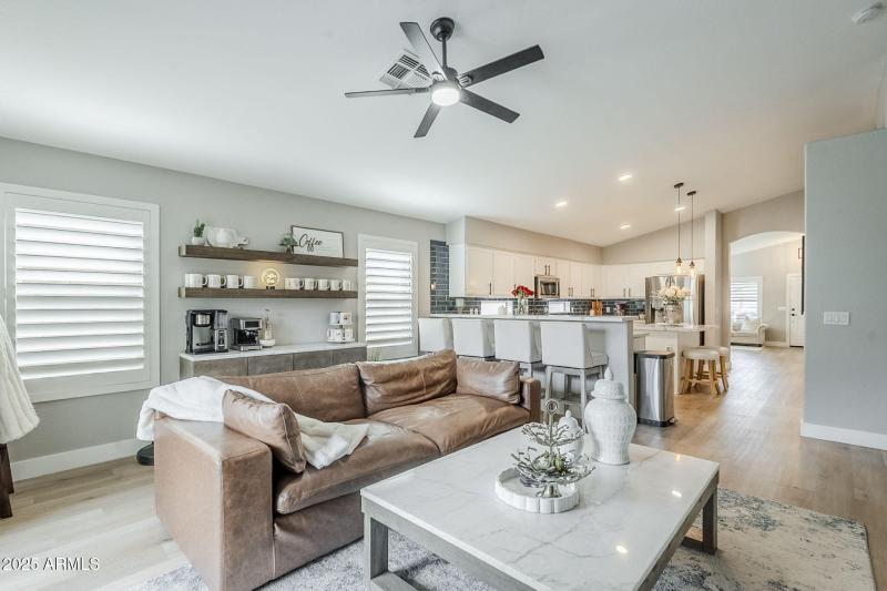 17-web-or-mls-Millbrae-17