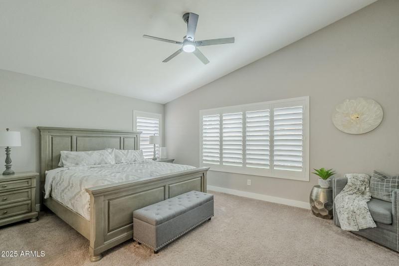 21-web-or-mls-Millbrae-21