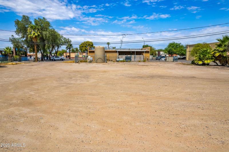 25_073_agent_drone-hdr