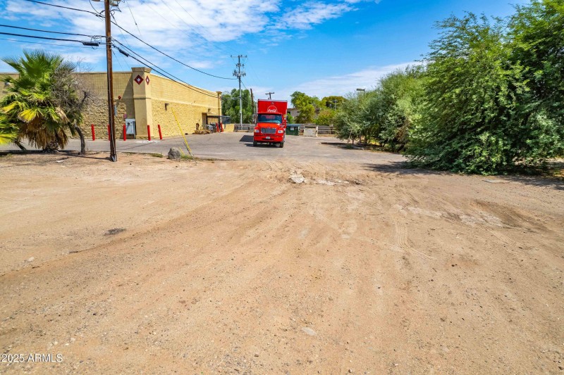 27_079_agent_drone-hdr