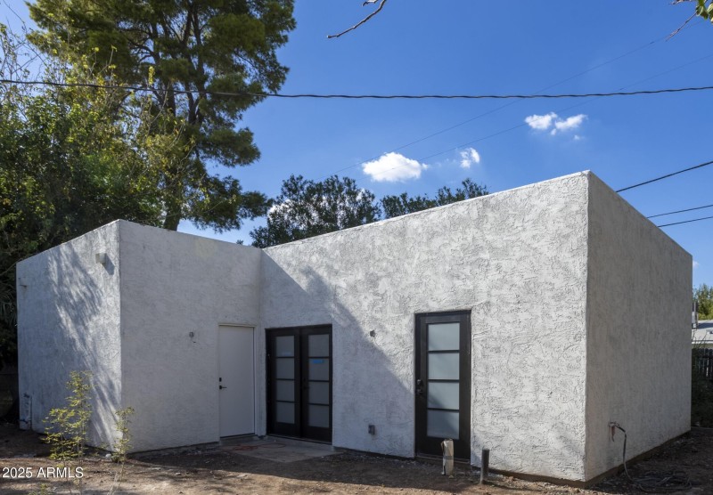 1324 E Hall back house plain cropped