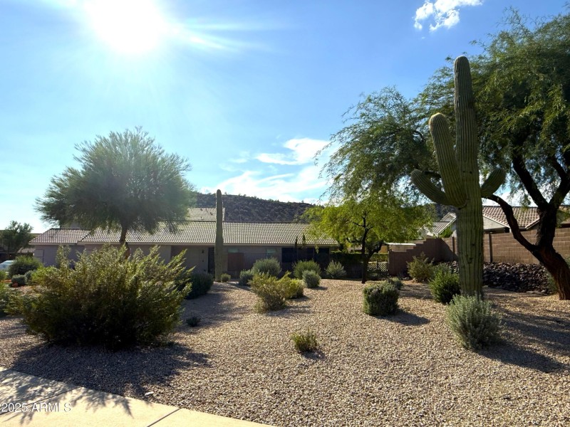 2160 E Casitas PHOTO FRONT 1