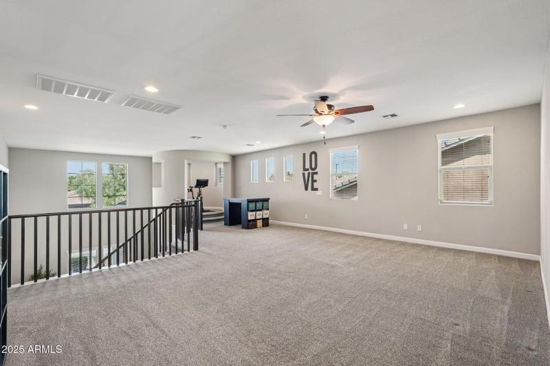 43-web-or-mls-S Girard St-S2908-043