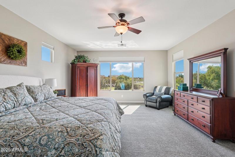 48-web-or-mls-S Girard St-S2908-048