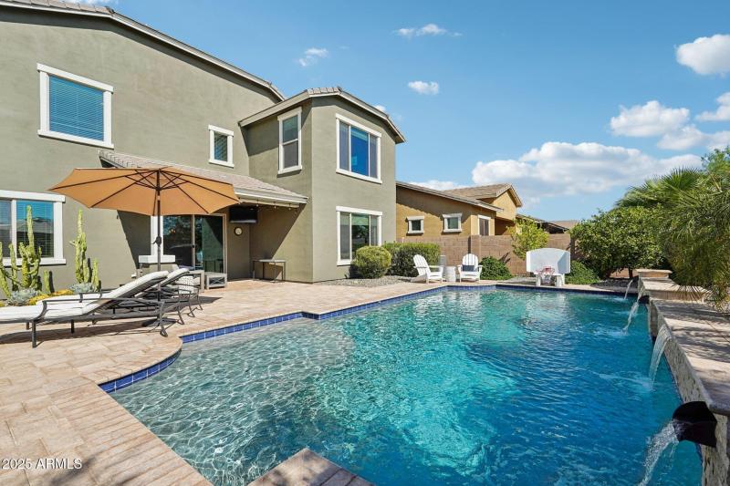 64-web-or-mls-S Girard St-S2908-064