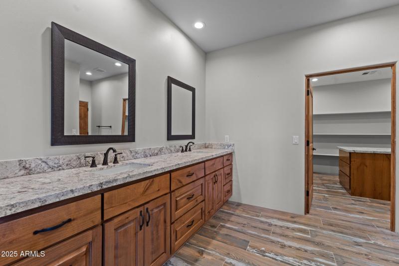 15-web-or-mls-DSC07702