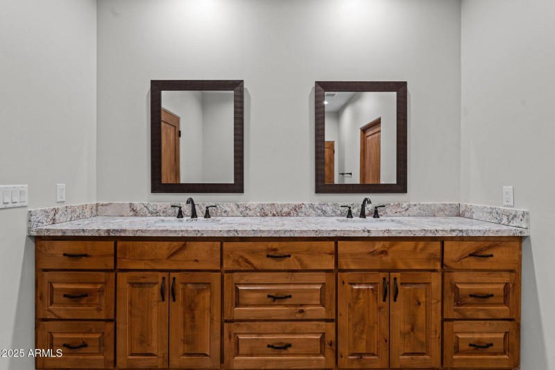 16-web-or-mls-DSC07707