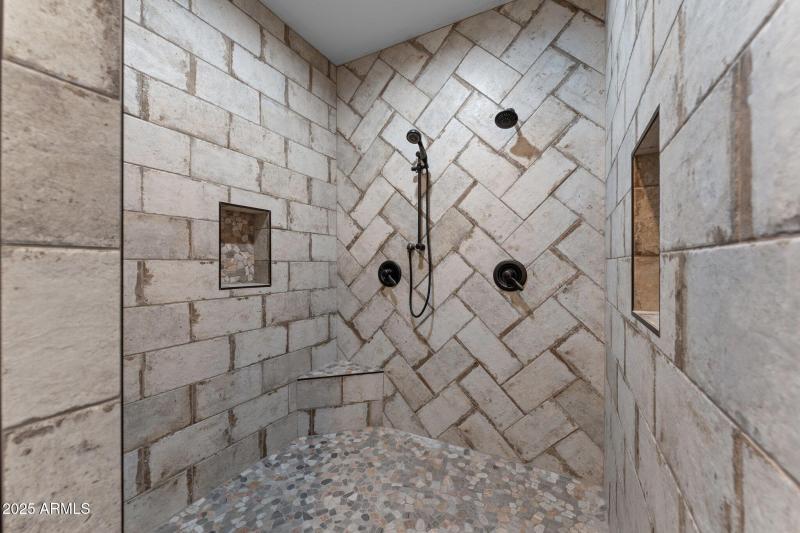 29-web-or-mls-2023-11-09 23.08.40