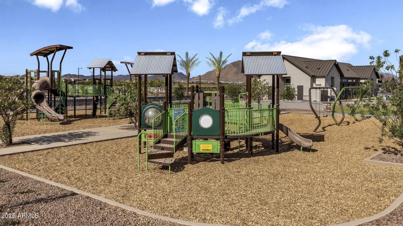 MATPHX_EP1_Amenity_Park4