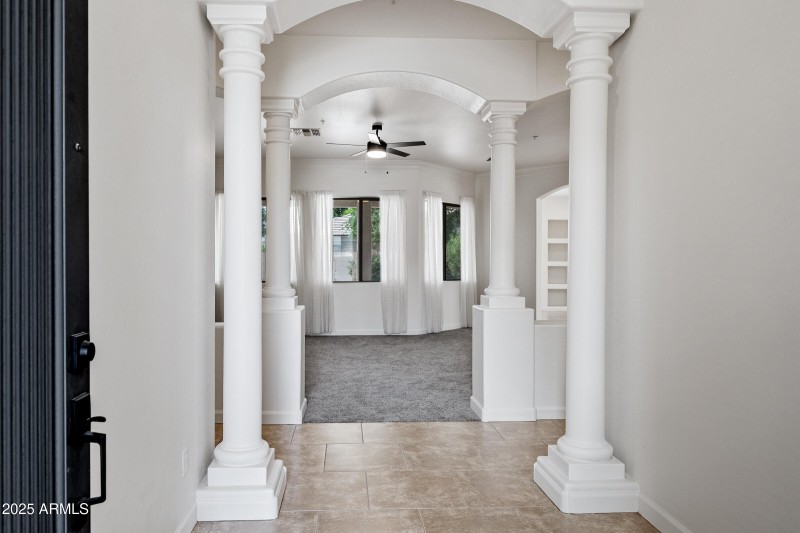 3111 E Canyon Creek Dr-6