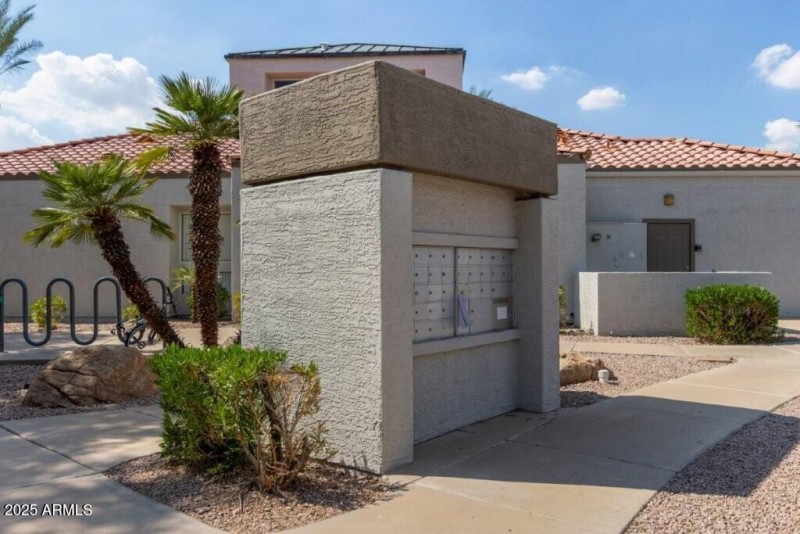 Convenient Cluster Mailboxes