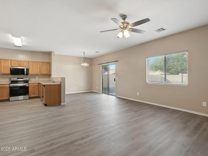 12-web-or-mls-Friesian-12