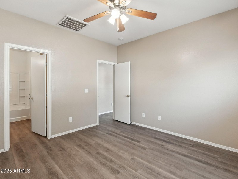 23-web-or-mls-Friesian-23