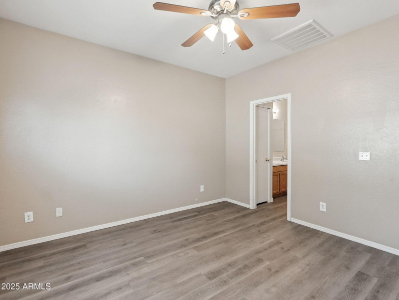 24-web-or-mls-Friesian-24