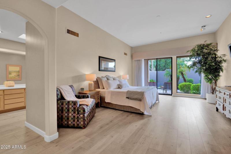 23-web-or-mls-P1292500