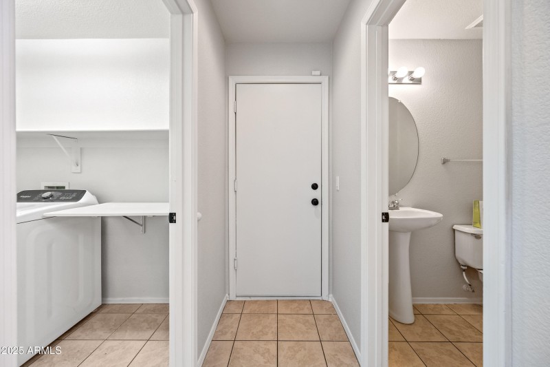 Powder and laundry rooms