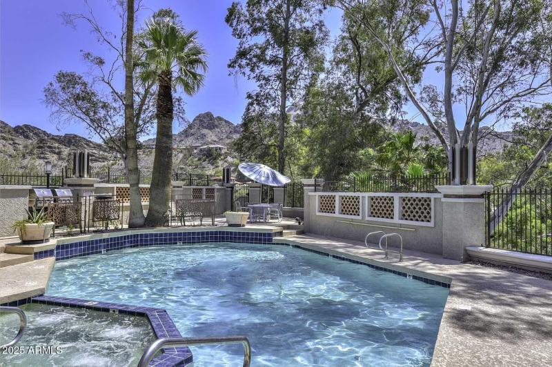 The Pointe Condos-Hilltop Spa-Pool