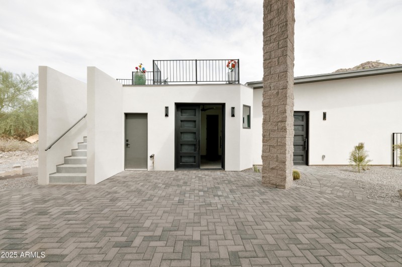 13036 North 23rd Pl, Phoenix, AZ 85022,