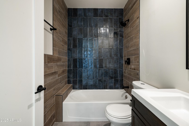 13036 North 23rd Pl, Phoenix, AZ 85022,