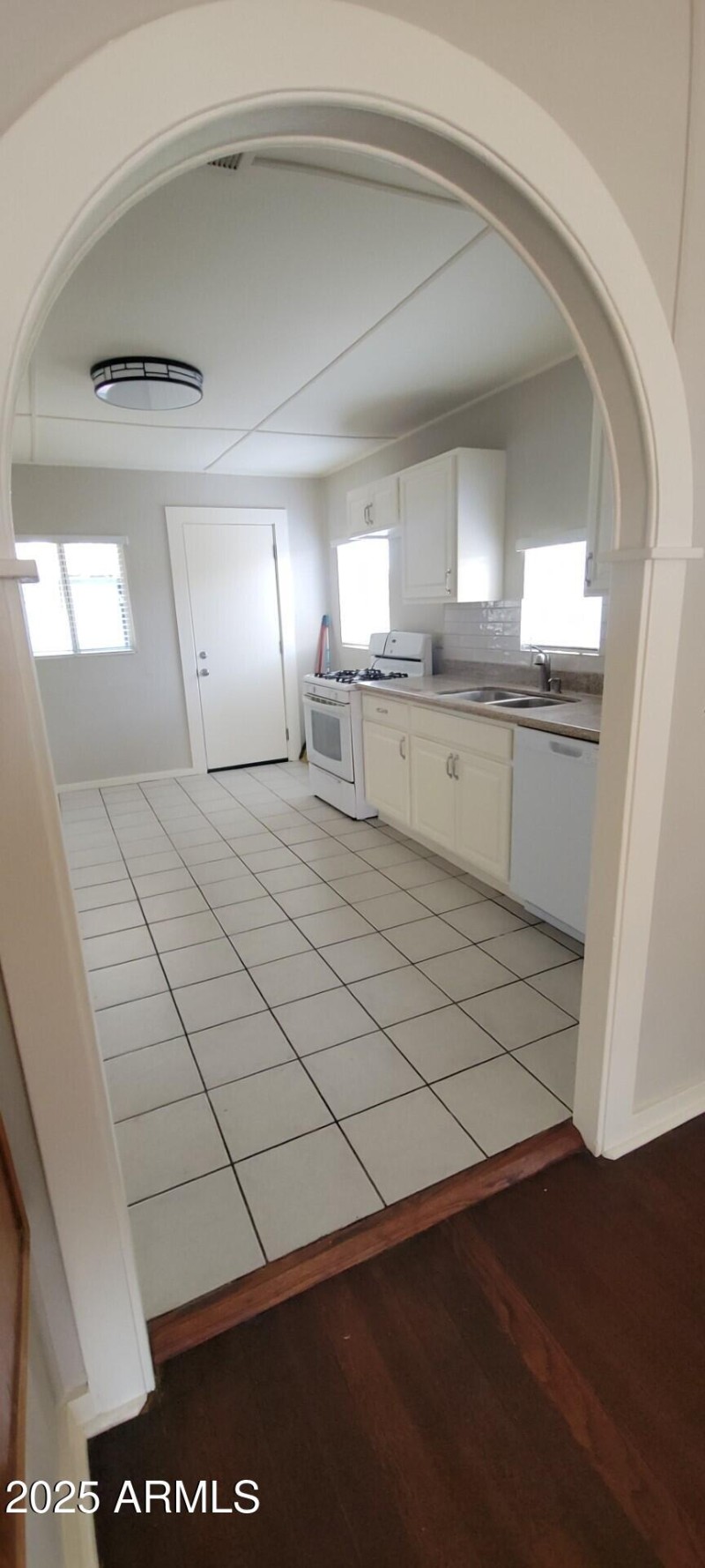 thumbnail_1000022693