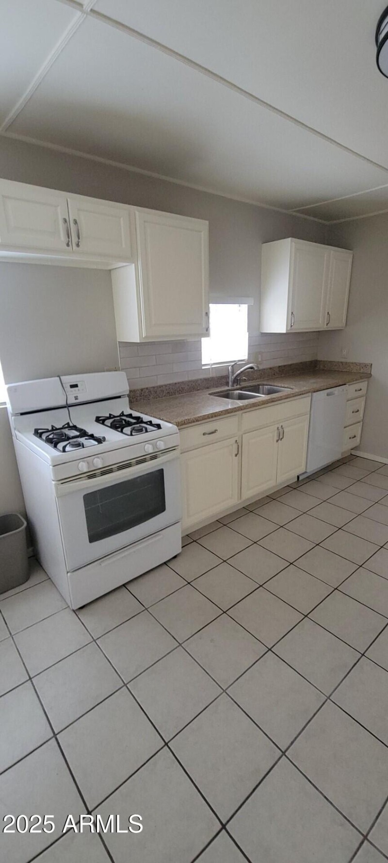 thumbnail_1000022694