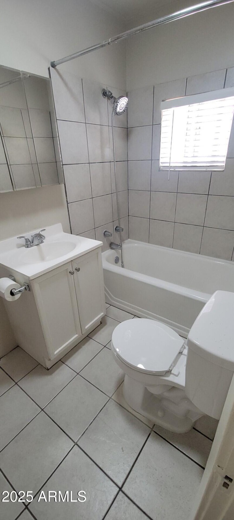 thumbnail_1000022697