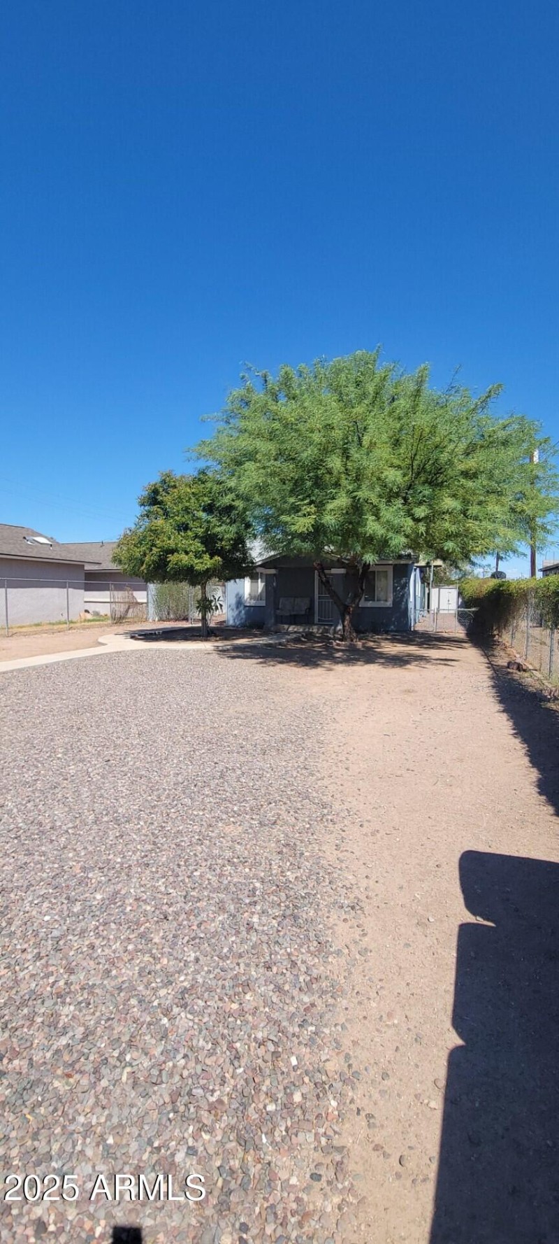 thumbnail_1000022827