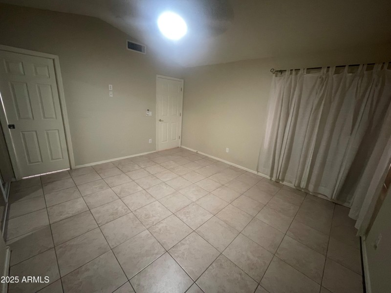 10379 W Tonopah Dr 26