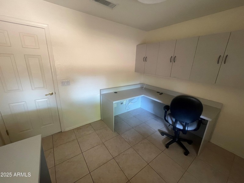 10379 W Tonopah Dr 37