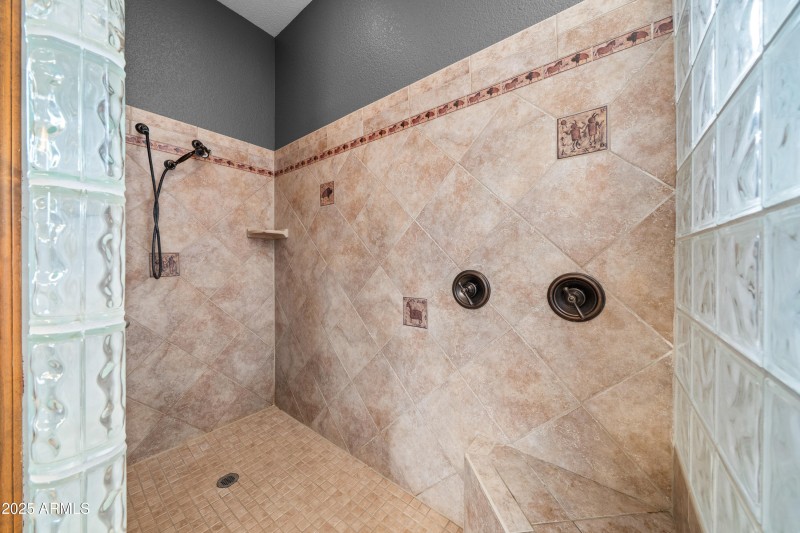 Interior - 8910 S Rio Santiago-16