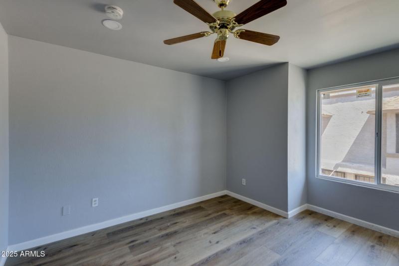 18-web-or-mls-ext_-43