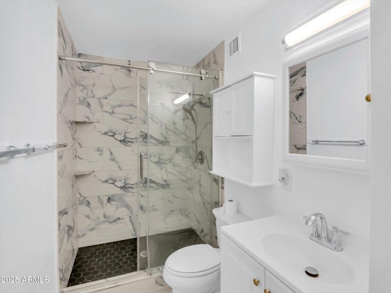 33-3421 W Country Gables Dr-33