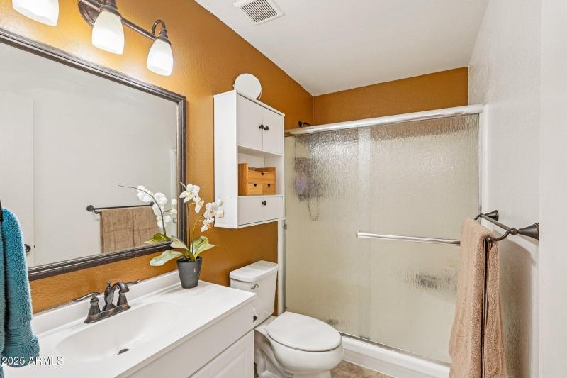 29-web-or-mls-W Caribbean Ln-S0909-029