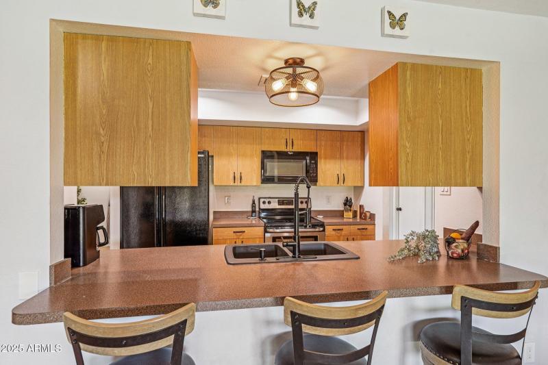 18-web-or-mls-W Caribbean Ln-S0909-018