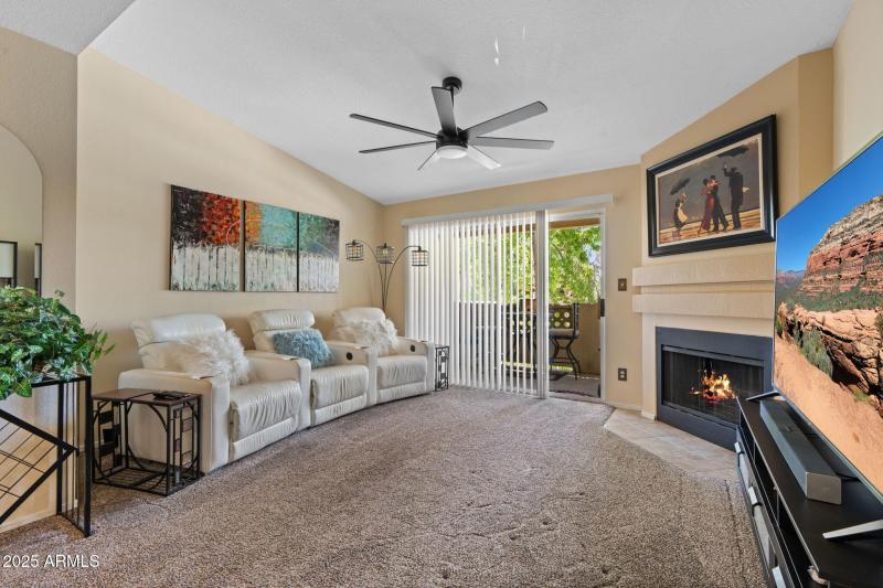 26-web-or-mls-1880-e-morten-ave-221