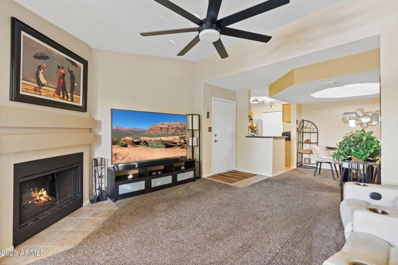 28-web-or-mls-1880-e-morten-ave-221