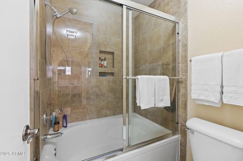 43-web-or-mls-1880-e-morten-ave-221