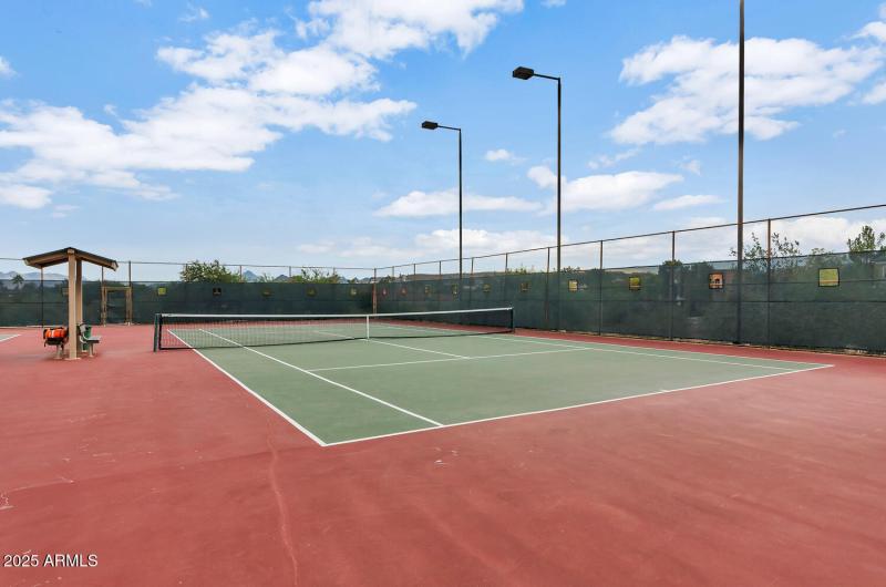 1927 E Crocus Dr-large-046-007-1927 E Cr