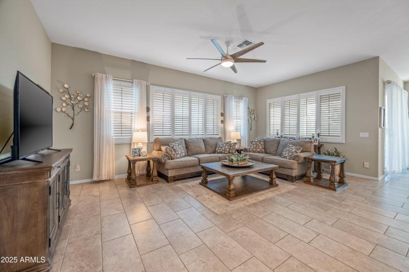 20823NEvergreenDrive-31