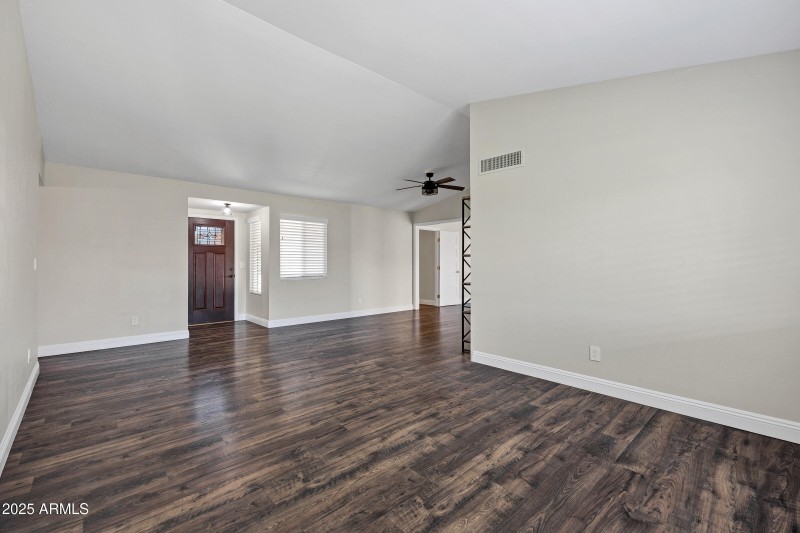 4707 W Annette Cir-6