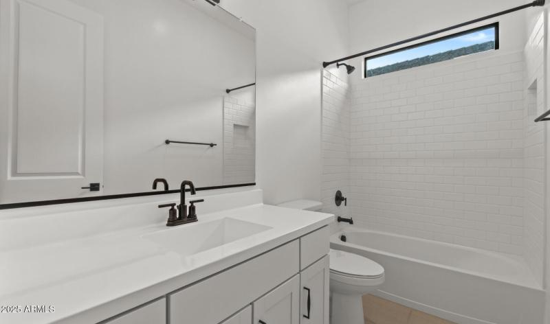 FSVV 3C Lot #28 Hall Bath (Large)